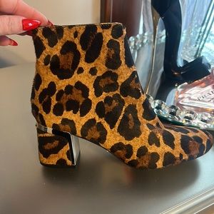 New never worn leopard real fur boots